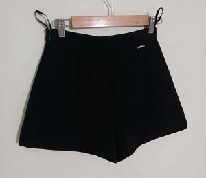 O'chirly Chic shorts