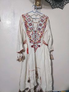 White Embroidered Kaftan