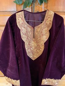 beautiful burgundy zari patch pheran