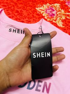 oversized tshirt with tag