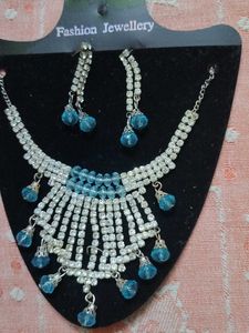 Necklace With Stone and Beads Work