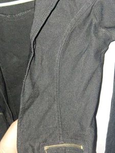 Classic Black Blazer with Zipper Accents