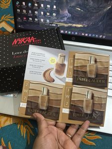 Estee Lauder New Double Wear Foundation Card