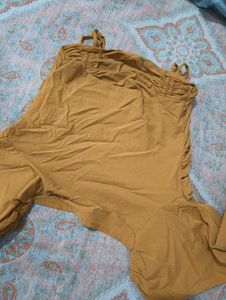 combo++2 tops ....Rusty Orange Ruched Front Top