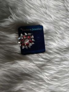 Stunning Red &amp; White Crystal Flower Earrings