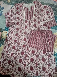 Elegant Kurta Set with Trousers