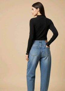 Fit Black Stretch Top