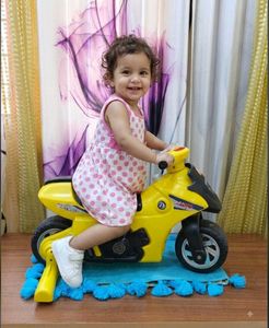 LUVLAP Ride-On Motorcycle