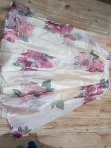 Flowy Floral Print Maxi Skirt