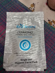 Real Aroma Diamond Facial Pack