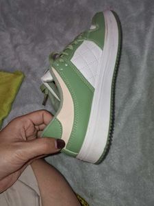 Green &amp; White Quilted Sneakers