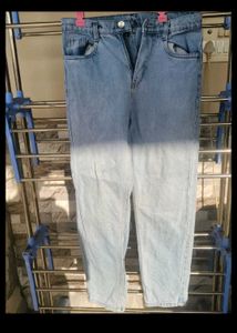 Pack of 2 Jeans and White Pants