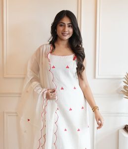 White Kurta Set with Red Heart Print