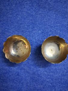 turmeric and kumkum cups