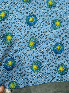Beautiful Blue Floral Print  Skirt NEW