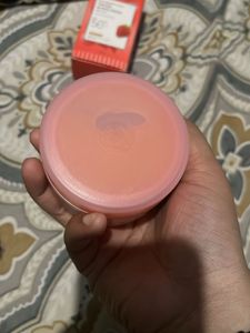 Garnier Niacinamide Fresh &amp; Plump Cream