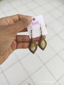 Elegant Dangle Earrings with Rose Detail