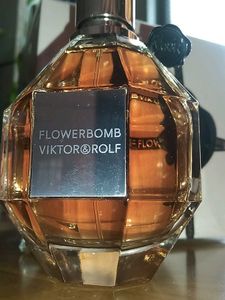Viktor&amp;Rolf Flowerbomb Perfume