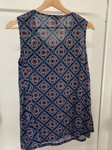 Chic Sleeveless Geometric Print Top