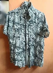 Men's black and white shirt!