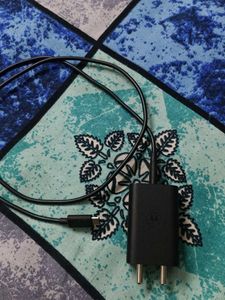 Motorola Charger - 68W with original cable