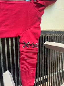 Zara Sweat Shirt