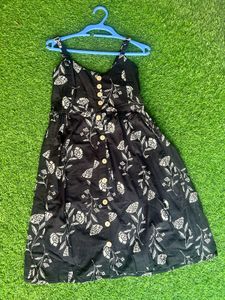 Chic Black Floral Print Dress
