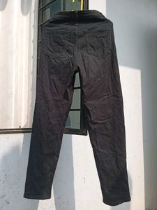 H&amp;M Black Straight Leg Jeans