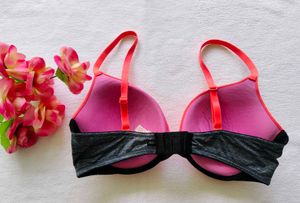 Victoria's secret : Coral Push-Up inner