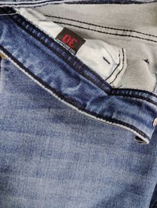 Men's Light Wash Slim Fit Jeans