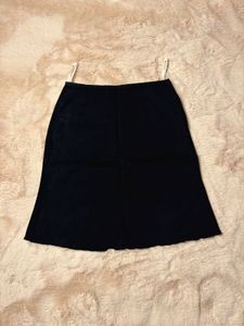 Classic Black Mini Skirt
