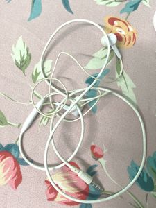 YPortronics Earphones Working Condition 5 Month Wa