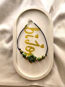 green brown star beaded choker