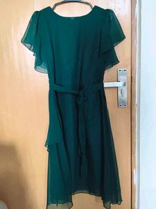 Elegant Emerald Green Dress