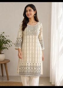 Off white Elegant Printed Kurta