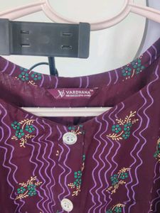 Comfortable Purple Printed Nightdress