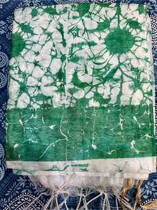 Combo -2 Sarees At 600/- Blue And Green.