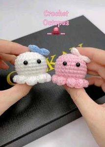 2 Octopus crochet keychain
