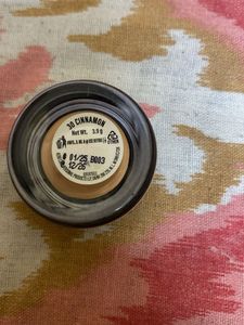 Lakme Cinnamon concealer