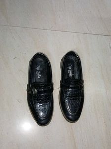 boys Black Loafers
