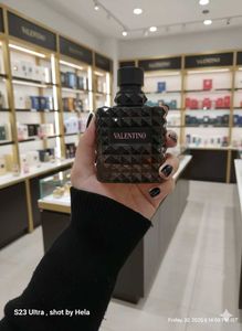 Valentino Donna Born In Roma INTENSE MASTER COPY