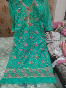 Emerald Green Embroidered Kurta Set