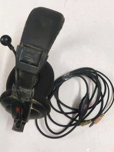 Wired Headphones &amp; Earbud Set