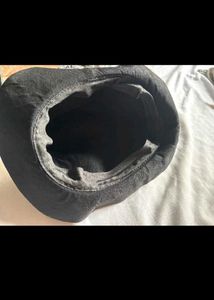 Stylish Black Fedora Hat 🎩