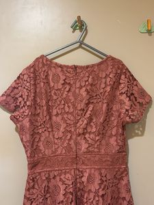 Elegant Lace Midi Dress
