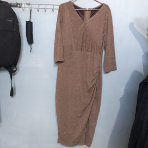 Party wear stretchable dress with sparkles