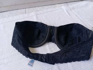 Black Lace Strapless Bra