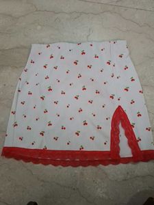 H&m cherry print skirt with lace detailing