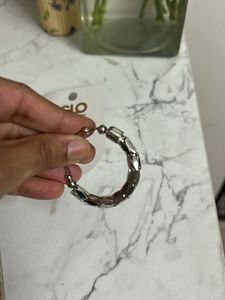 GLO Accessories Silver Hoop Earrings
