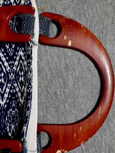 Stylish Embroidered Handbag 👜 with Wooden Handle